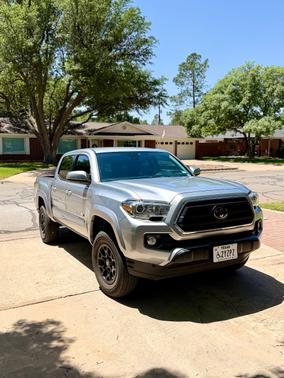 Silver 2021 Toyota Tacoma SR5