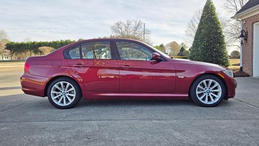 2011 BMW 328 i