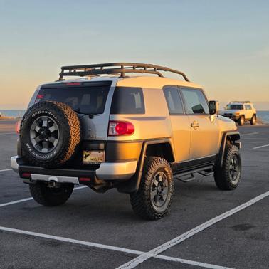 2011 Toyota FJ Cruiser Base