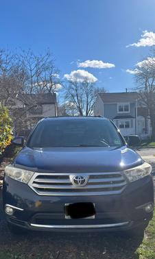 2012 Toyota Highlander SE