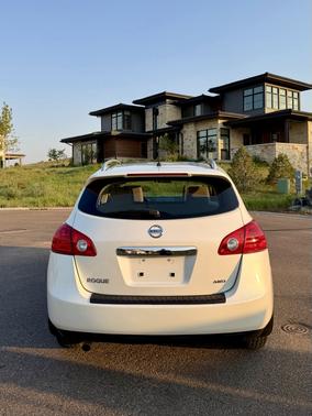 White 2011 Nissan Rogue S