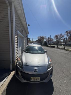 2013 Mazda Mazda3 i Sport