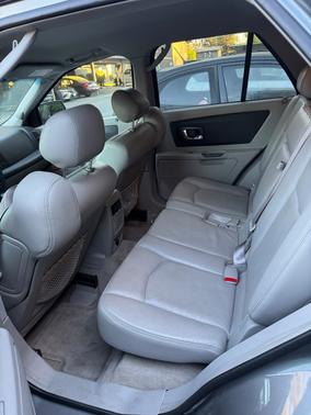Silver 2006 Cadillac SRX V6