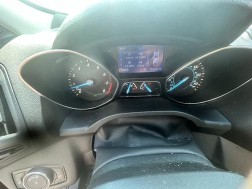 2014 Ford Escape S