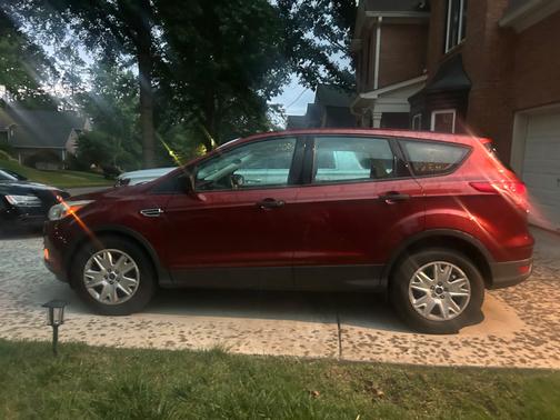 2014 Ford Escape S