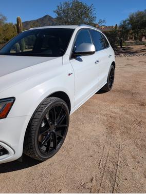 2016 Audi SQ5 3.0T Premium Plus