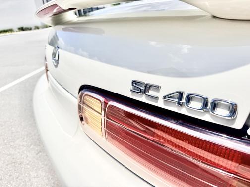 White 1999 Lexus SC 400 Base