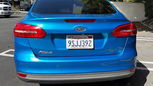 Blue 2016 Ford Focus SE
