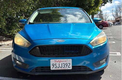 Blue 2016 Ford Focus SE