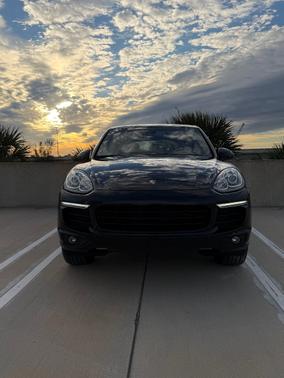 2016 Porsche Cayenne Cayenne