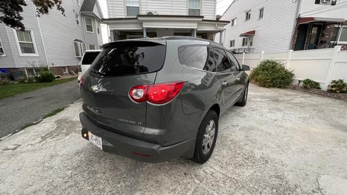 2011 Chevrolet Traverse LT