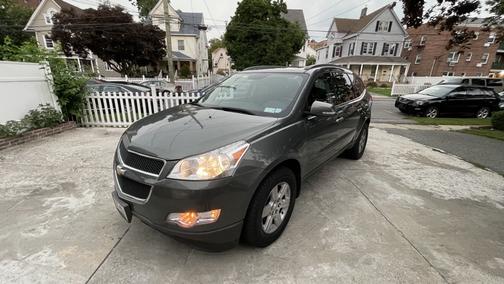 2011 Chevrolet Traverse LT