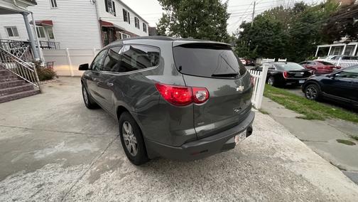 2011 Chevrolet Traverse LT
