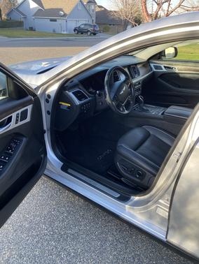 2015 Hyundai Genesis 5