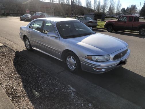 Photo 2 of 12 of 2000 Buick LeSabre Custom