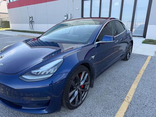 Blue 2019 Tesla Model 3 Performance