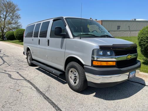 2018 Chevrolet Express 2500 LT