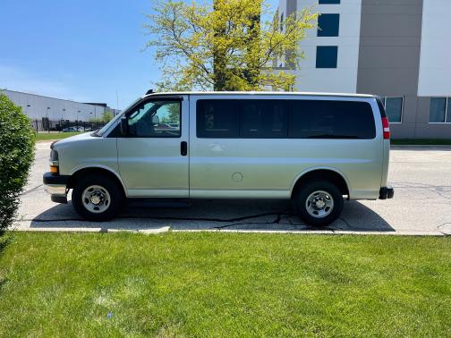 2018 Chevrolet Express 2500 LT