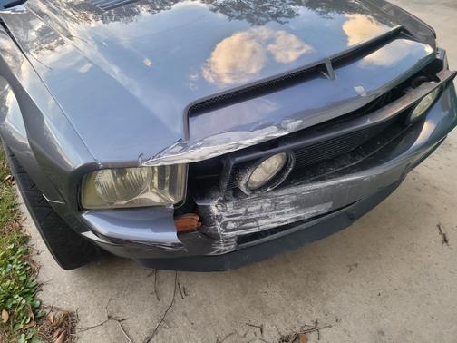 Gray 2008 Ford Mustang Base