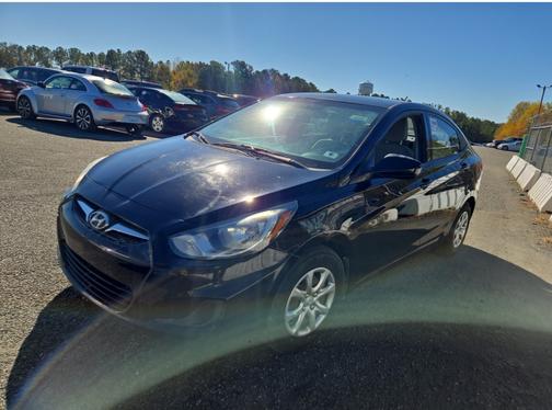 2013 Hyundai Accent GLS