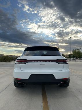 White 2020 Porsche Macan Macan