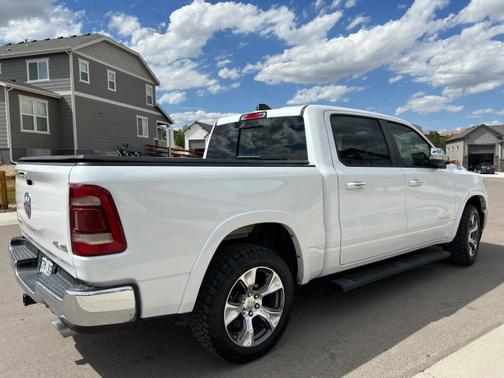 Photo 4 of 11 of 2020 RAM 1500 Laramie