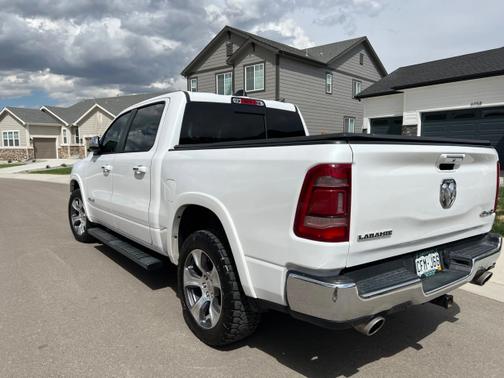 Photo 5 of 11 of 2020 RAM 1500 Laramie