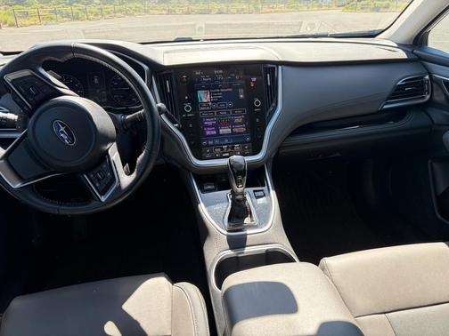 White 2021 Subaru Outback Onyx Edition XT