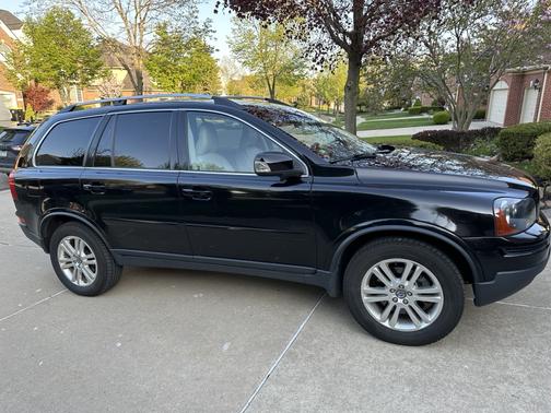 2011 Volvo XC90 3.2