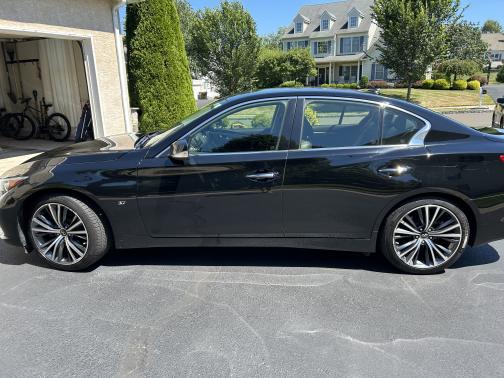 2014 INFINITI Q50 Premium