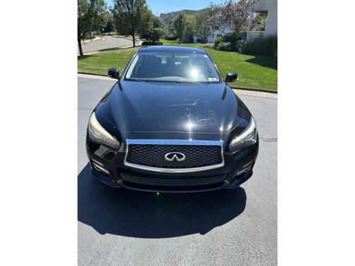 2014 INFINITI Q50 Premium