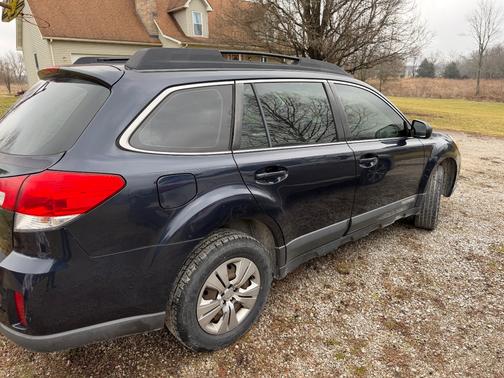 2012 Subaru Outback 2.5i