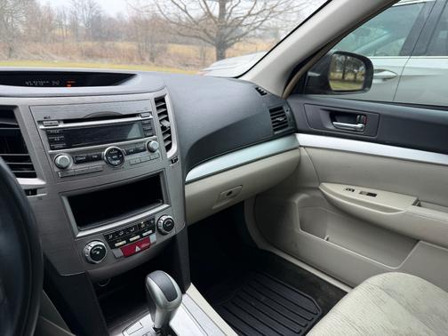2012 Subaru Outback 2.5i