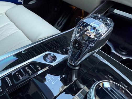 2022 BMW X7 M50i
