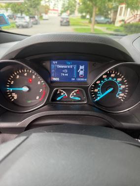 Red 2014 Ford Escape SE
