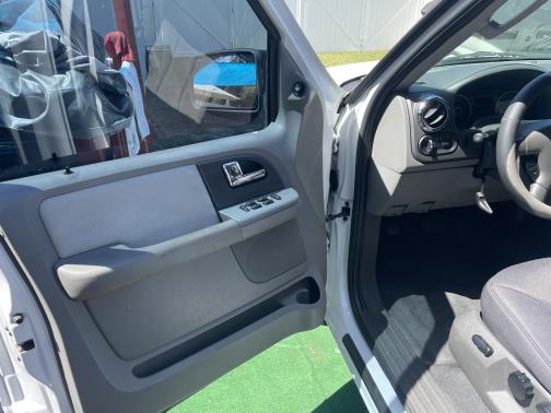 2006 Ford Expedition XLT Sport