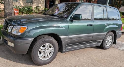 Green 1998 Lexus LX 470 Base