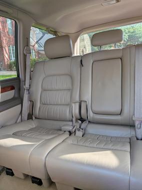 Green 1998 Lexus LX 470 Base