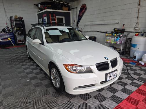 2006 BMW 325 xiT