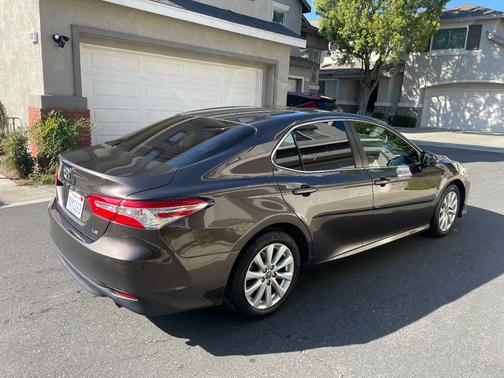 2018 Toyota Camry LE