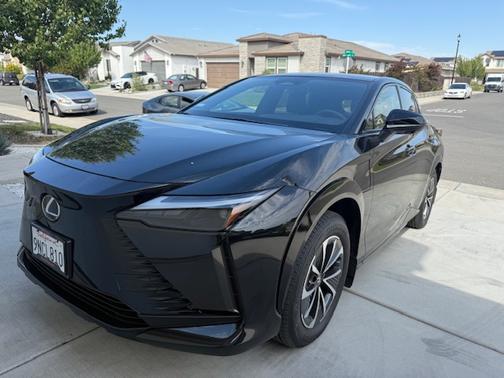 2024 Lexus RZ 300e Premium FWD w/18" wheels