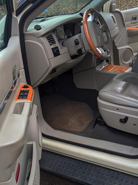 2007 Chrysler Aspen Limited