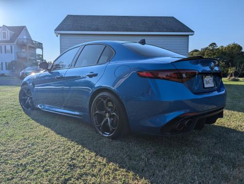 2023 Alfa Romeo Giulia Quadrifoglio