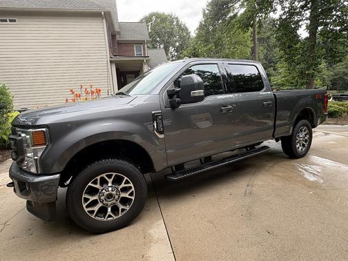 Gray 2022 Ford F-250 Lariat
