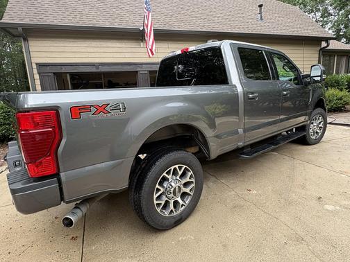 Gray 2022 Ford F-250 Lariat
