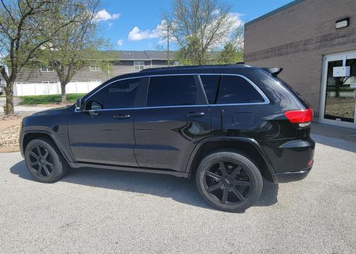 Black 2014 Jeep Grand Cherokee Overland