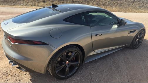 2018 Jaguar F-TYPE R