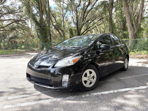 Black 2010 Toyota Prius III