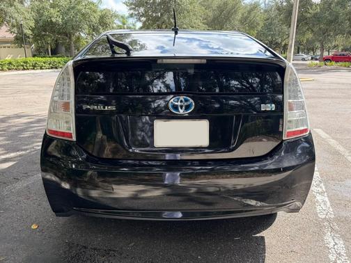 Black 2010 Toyota Prius III