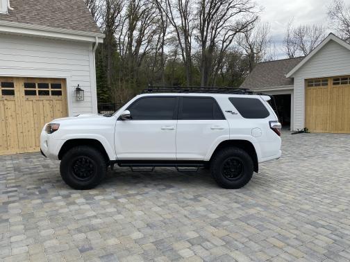 Photo 3 of 22 of 2019 Toyota 4Runner TRD Off Road Premium